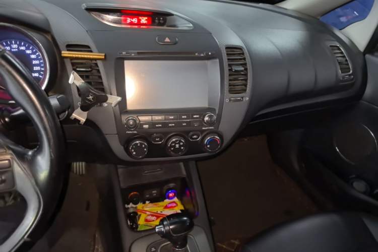Used Kia K3 2015 1.6L Automatic GLS Audio And AC Panel