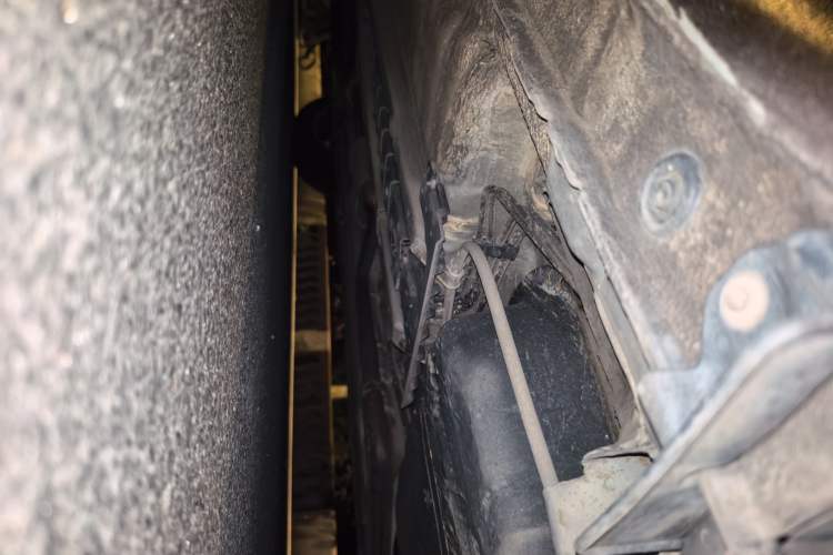 Used Kia K3 2015 1.6L Automatic GLS Chassis Rear Left