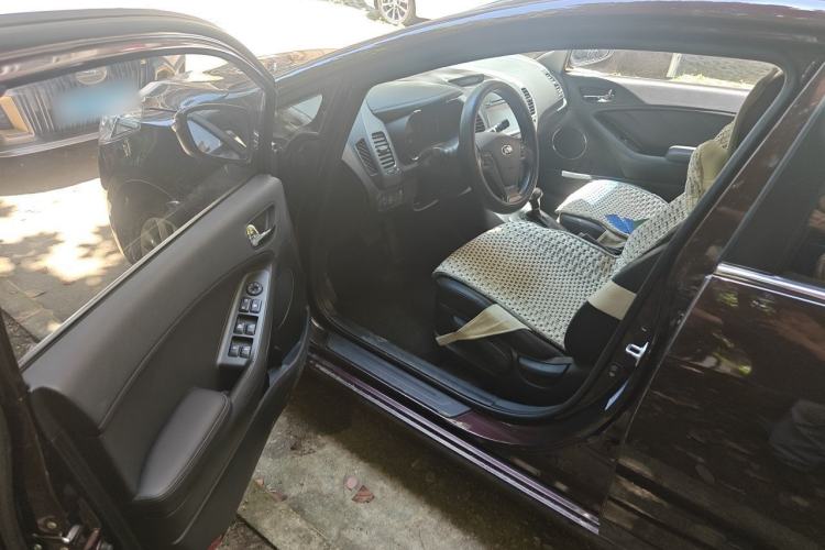 Used Kia K3 2015 1.6L Automatic DLX Driver Seat