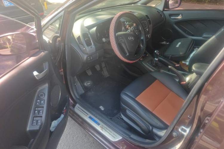 Used Kia K3 2015 1.6L Manual GLS Driver Seat