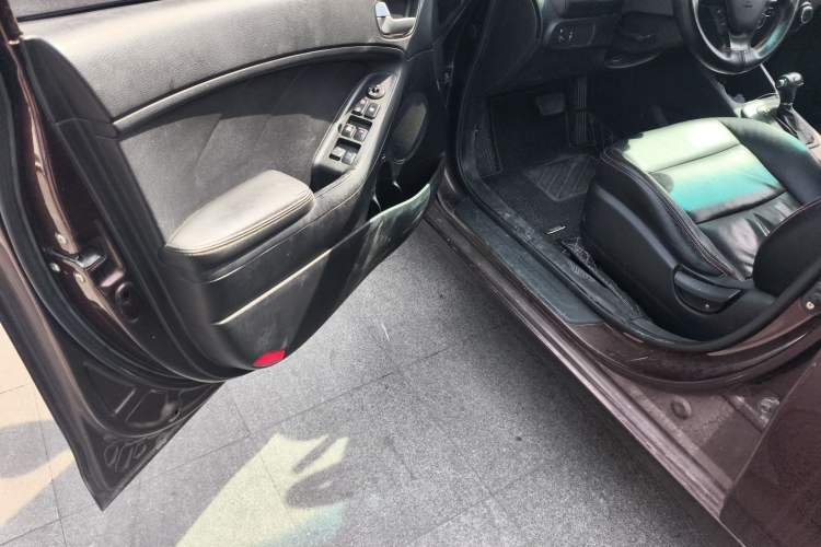 Used Kia K3 2015 1.6L Automatic GL Driver Seat