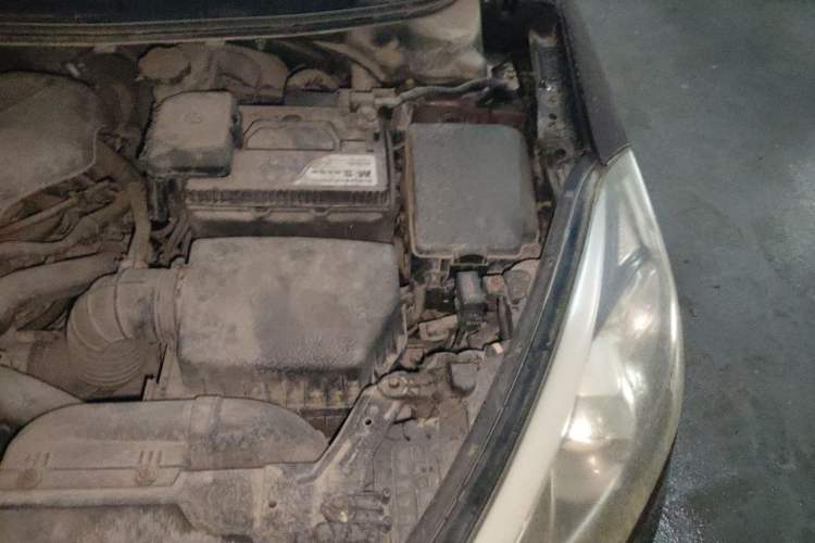 Used Kia K3 2015 1.6L Manual GL Engine Bay Left