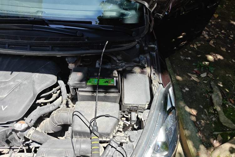 Used Kia K3 2015 1.6L Automatic DLX Engine Bay Left