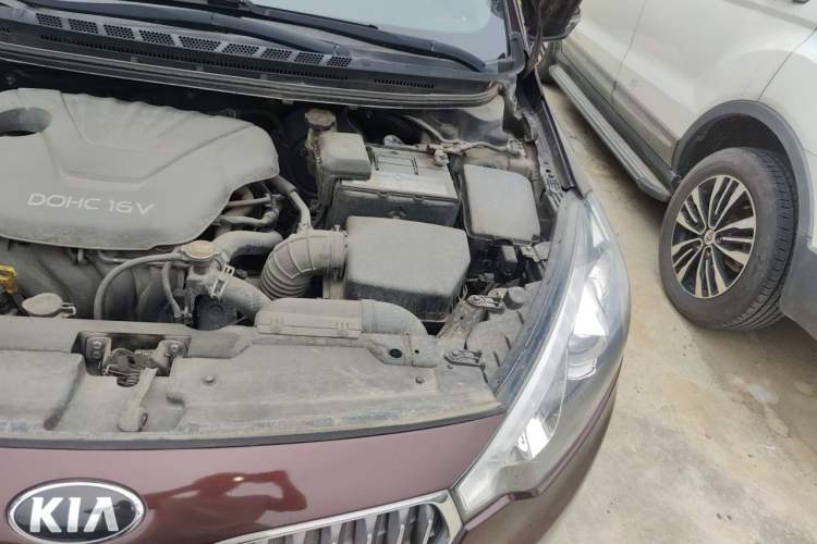 Used Kia K3 2015 1.6L Automatic GLS Engine Bay Left