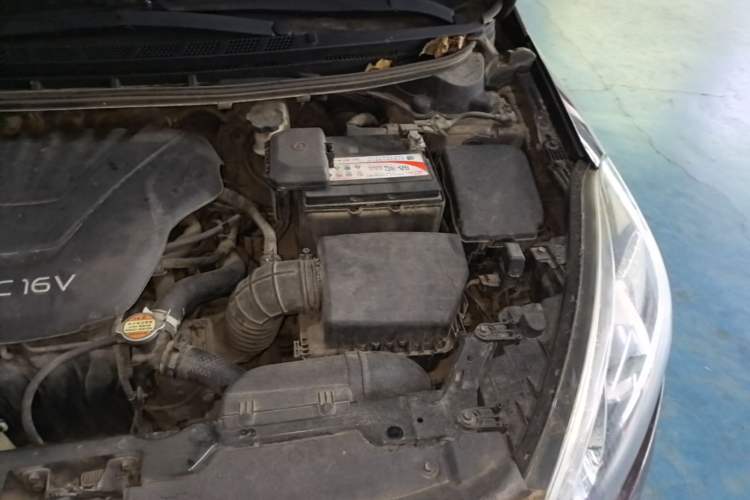 Used Kia K3 2015 1.6L Automatic GLS Engine Bay Left