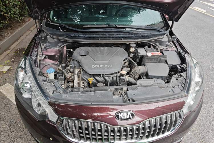 Used Kia K3 2015 1.6L Automatic GLS Engine Bay