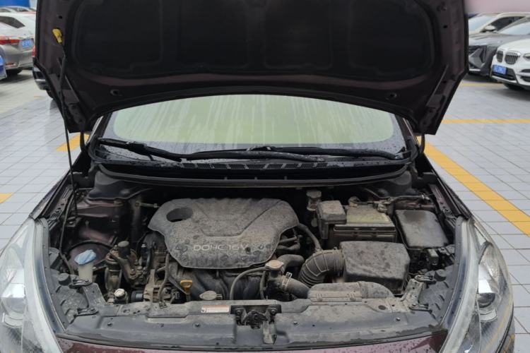 Used Kia K3 2015 1.6L Automatic GLS Engine Bay