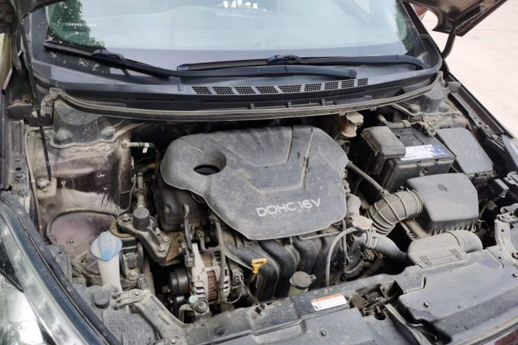 Used Kia K3 2015 1.6L Automatic GLS Engine Bay Right