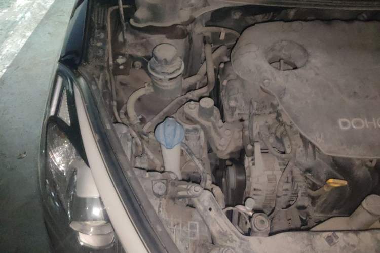 Used Kia K3 2015 1.6L Manual GL Engine Bay Right
