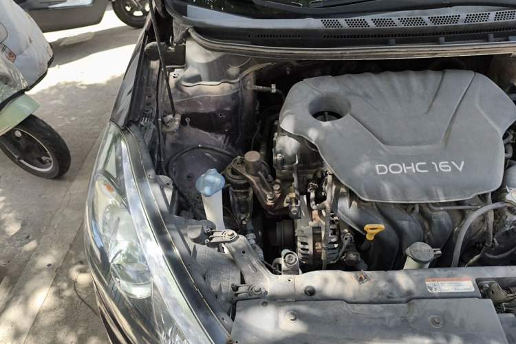 Used Kia K3 2015 1.6L Manual GLS Engine Bay Right