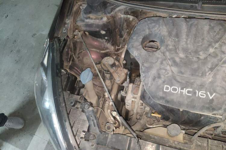 Used Kia K3 2015 1.6L Manual GLS Engine Bay Right