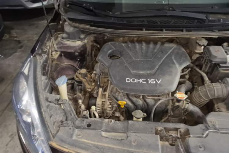 Used Kia K3 2015 1.6L Automatic GLS Engine Bay Right
