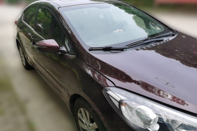 Used Kia K3 2015 1.6L Automatic GLS Front Right 45 Deg