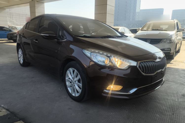 Used Kia K3 2015 1.6L Automatic GLS Front Right 45 Deg