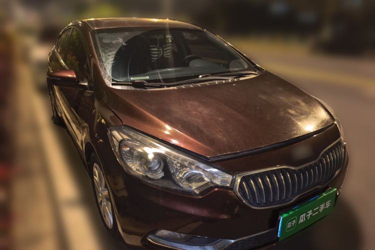 Used Kia K3 2015 1.6L Automatic GLS Front Right 45 Deg