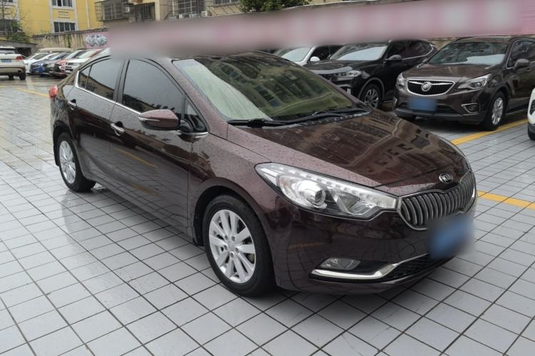 Used Kia K3 2015 1.6L Automatic GLS Front Right 45 Deg
