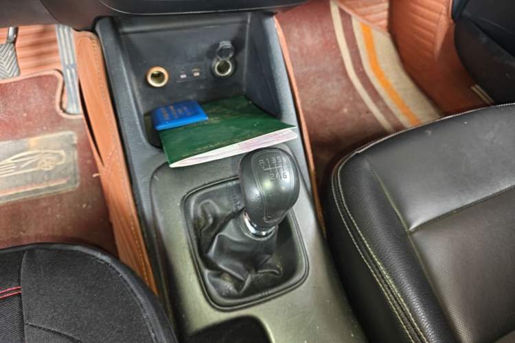 Used Kia K3 2015 1.6L Manual GL Gear Lever