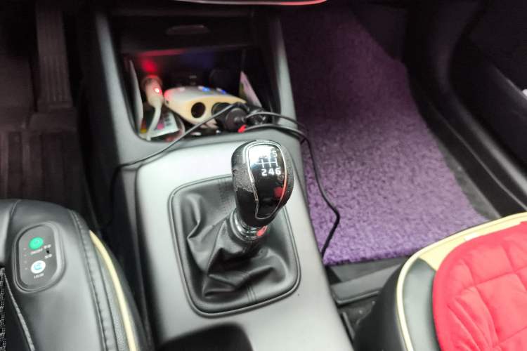 Used Kia K3 2015 1.6L Manual GLS Gear Lever