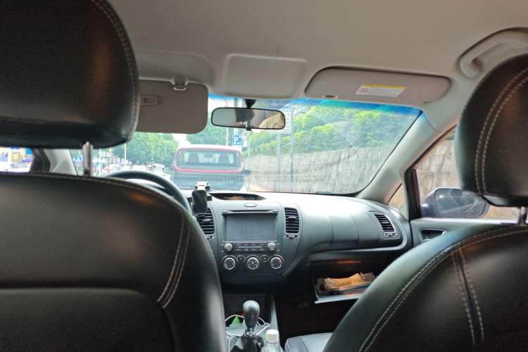 Used Kia K3 2015 1.6L Manual GL Headliner