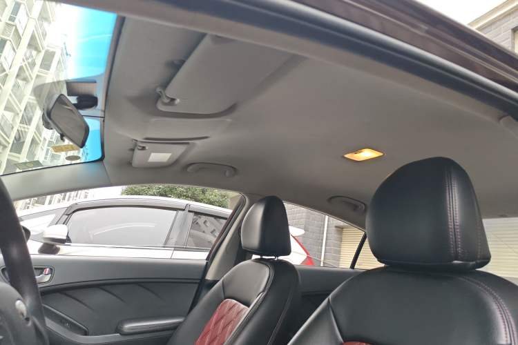 Used Kia K3 2015 1.6L Automatic GL Headliner