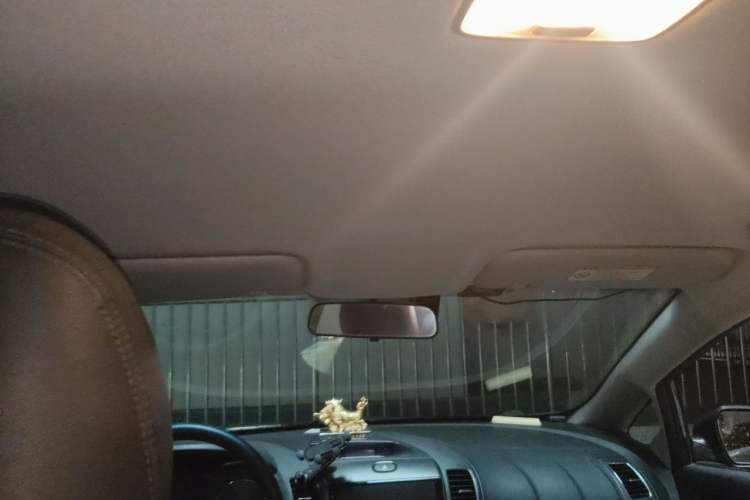 Used Kia K3 2015 1.6L Manual GL Headliner