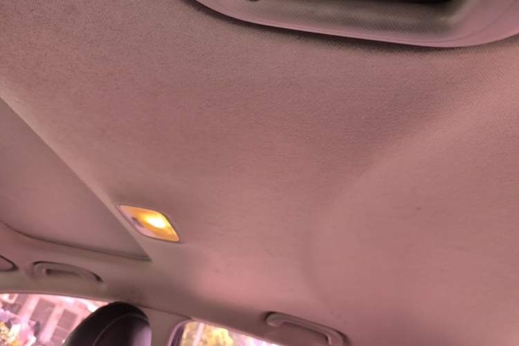 Used Kia K3 2015 1.6L Manual GLS Headliner