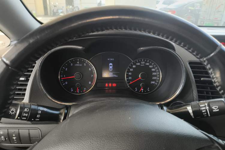 Used Kia K3 2015 1.6L Automatic GLS Instrument Cluster
