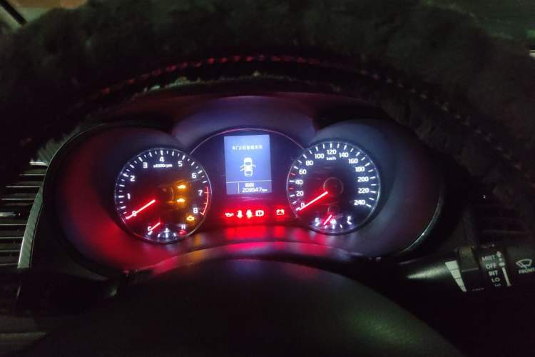 Used Kia K3 2015 1.6L Manual GLS Instrument Cluster