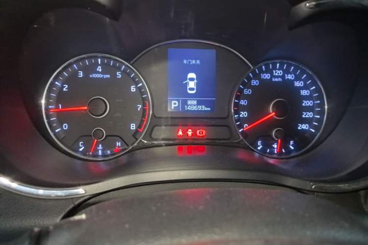 Used Kia K3 2015 1.6L Automatic GLS Instrument Cluster