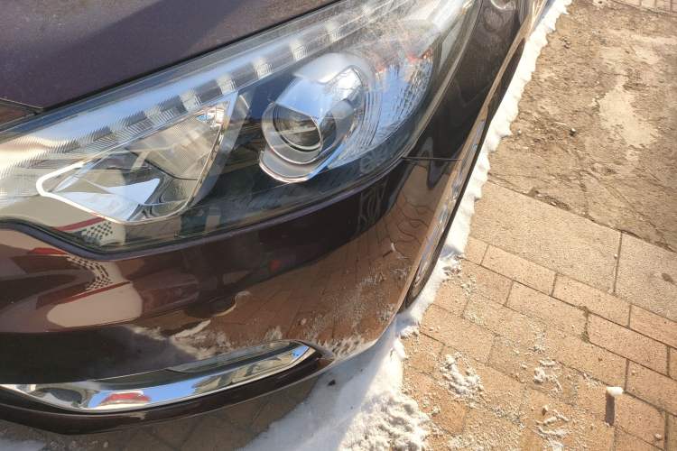 Used Kia K3 2015 1.6L Automatic GLS Left Front Headlight