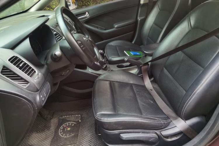 Used Kia K3 2015 1.6L Manual GLS Left Front Seat