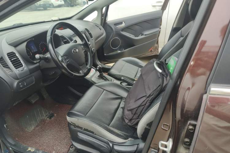 Used Kia K3 2015 1.6L Automatic GLS Left Front Seat
