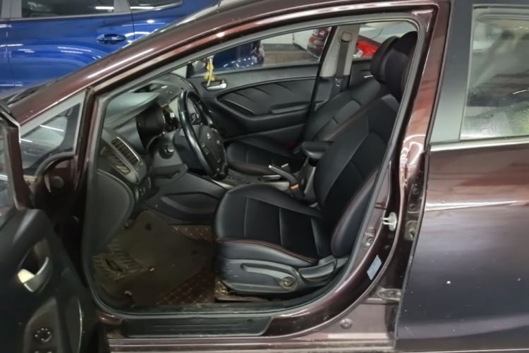 Used Kia K3 2015 1.6L Automatic GLS Left Front Seat
