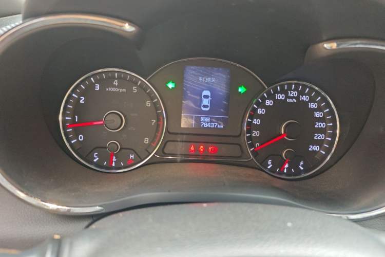 Used Kia K3 2015 1.6L Manual GL Odometer Close Up