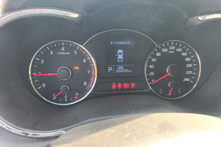 Used Kia K3 2015 1.6L Automatic GL Odometer Close Up