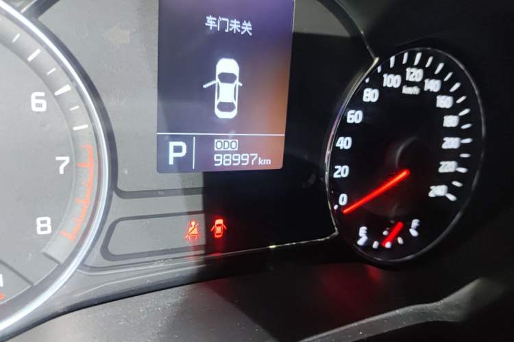 Used Kia K3 2015 1.6L Automatic GL Odometer Close Up