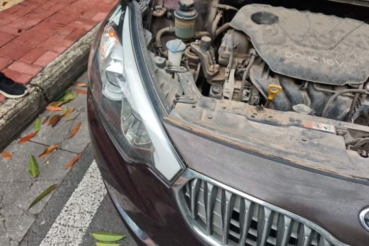 Used Kia K3 2015 1.6L Manual GL Right Front Headlight