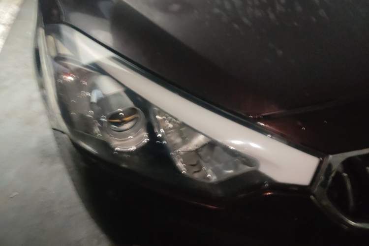 Used Kia K3 2015 1.6L Manual GL Right Front Headlight