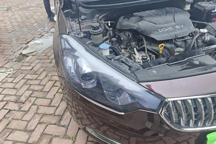 Used Kia K3 2015 1.6L Manual GL Right Front Headlight
