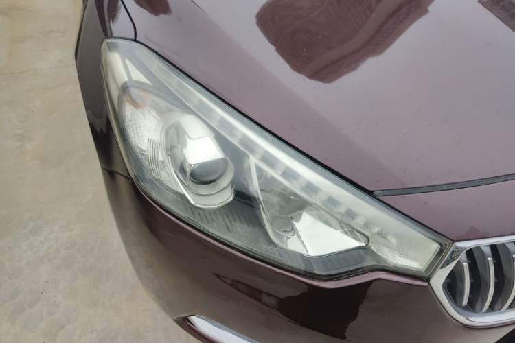 Used Kia K3 2015 1.6L Automatic GLS Right Front Headlight