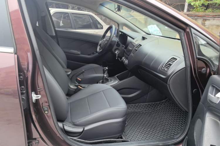 Used Kia K3 2015 1.6L Manual GL Right Front Seat