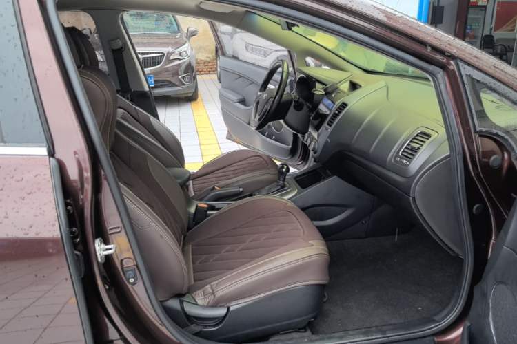 Used Kia K3 2015 1.6L Automatic GLS Right Front Seat
