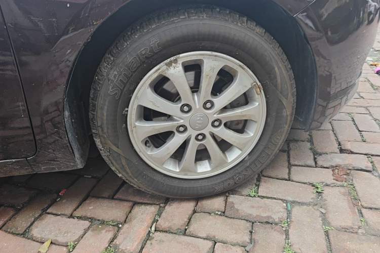 Used Kia K3 2015 1.6L Manual GL Right Front Wheel Hub