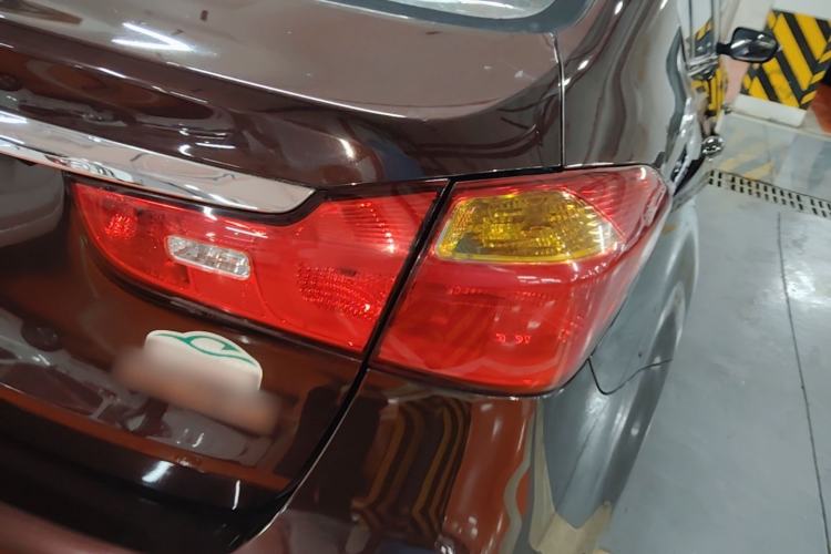 Used Kia K3 2015 1.6L Automatic GLS Right Rear Taillight