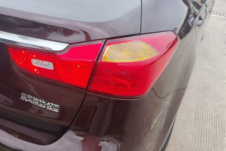Used Kia K3 2015 1.6L Manual GL Right Rear Taillight