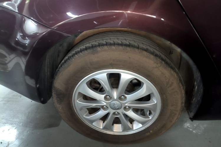 Used Kia K3 2015 1.6L Manual GL Right Rear Wheel Hub