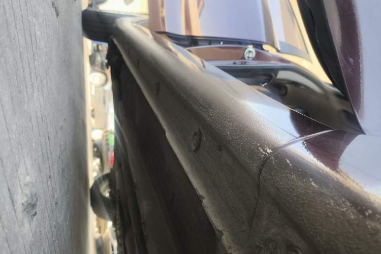 Used Kia K3 2015 1.6L Automatic GLS Right Side Sill