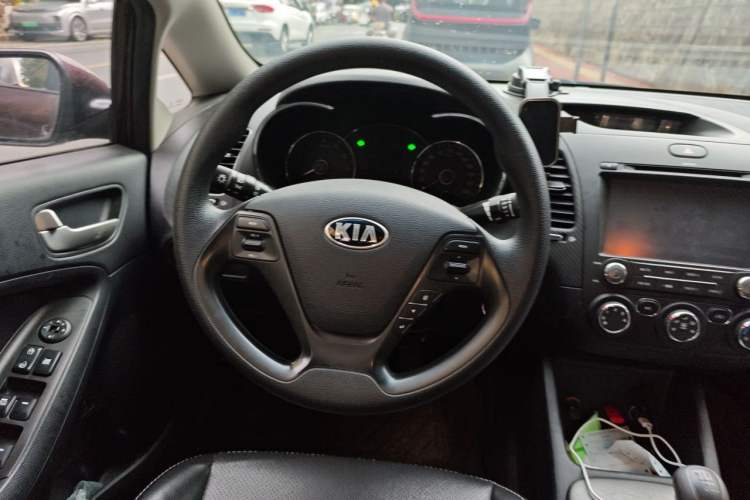 Used Kia K3 2015 1.6L Manual GL Steering Wheel