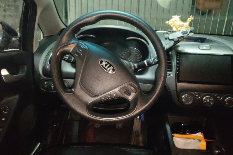 Used Kia K3 2015 1.6L Manual GL Steering Wheel