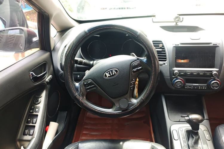 Used Kia K3 2015 1.6L Automatic Premium Steering Wheel